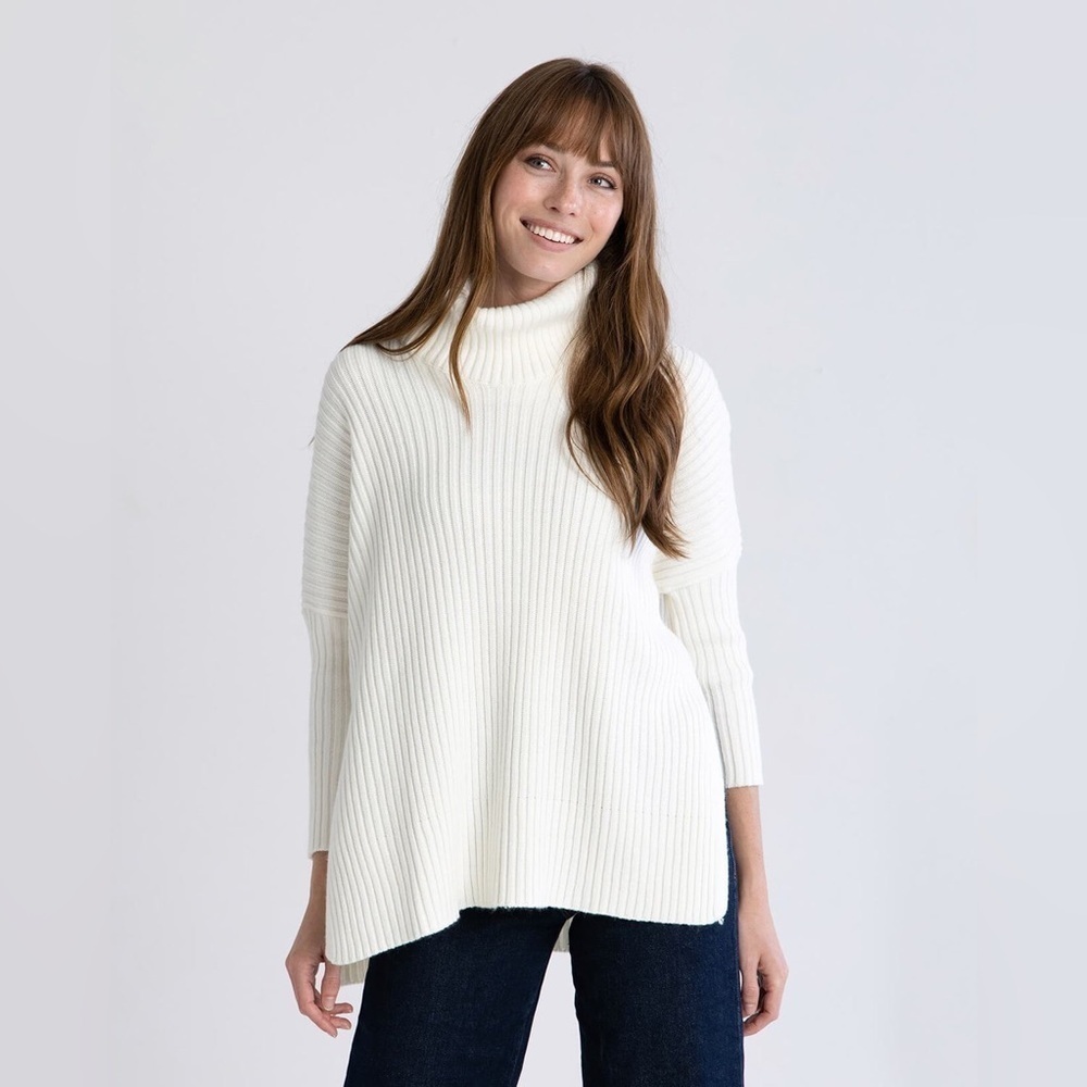 Mersea New Yorker Ribbed Cowl Sweater Knit Winter White One Size EUC